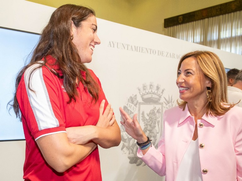 El Ayuntamiento desea suerte al Casademont en su triple proyecto de baloncesto masculino, femenino y balonmano