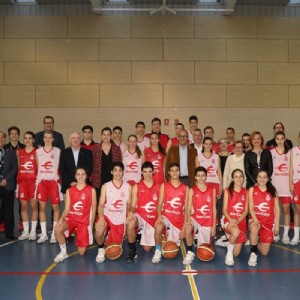 El Ayuntamiento cede el uso del pabellón municipal del CEIP Miraflores a la cantera del Basket Zaragoza 2002