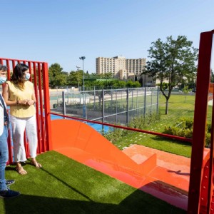 Las piscinas municipales abren el sábado 12 de junio la temporada de verano, con nueva app para adquirir la entrada desde el móvil. Foto: Miguel G. García