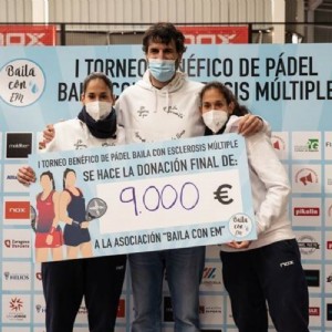 Éxito deportivo y solidario del I Torneo Benéfico Pádel Baila con Esclerosis Múltiple