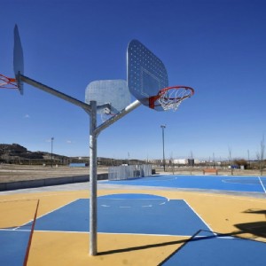 El barrio de Valdespartera estrena su nuevo potrero, con canchas deportivas de uso libre para todos los públicos