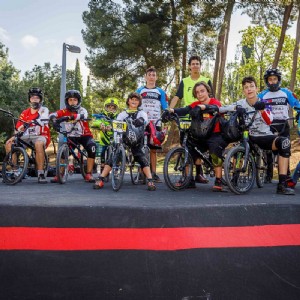 El Parque Grande José Antonio Labordeta estrena el circuito pump track para bicicletas y una nueva zona de juegos infantiles