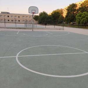 Repintado de las líneas de juego en varias Instalaciones Deportivas Elementales (potreros)