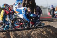 Parque Goya estrena su nuevo pump-track, un circuito de saltos para bicicletas adaptado a todos los niveles. Foto: Dani Marcos