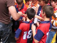 CALLE 3 Mariano Ortega, Carlos Prieto y Raúl Entrerríos estuvieron firmando autógrafos