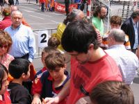 CALLE 3 Mariano Ortega, Carlos Prieto y Raúl Entrerríos estuvieron firmando autógrafos