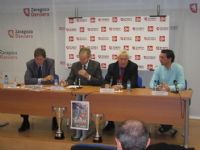 Presentación Trofeo «CAI Ciudad de Zaragoza» de FÚTBOL femenino 21/10/2009